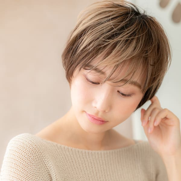 アンブレラカラーひし形抜け感ナチュラルショート20代30代