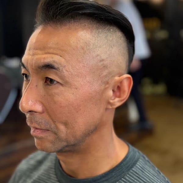 ツーブロックショートカルマヘアスリックバックジェットフェード