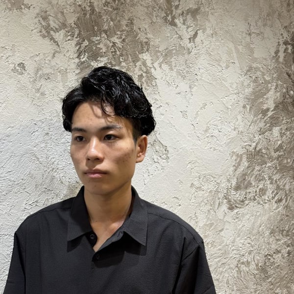 メンズショートフェザーパーマ|HAIR LOUNGE SEPIA~mens only salon~