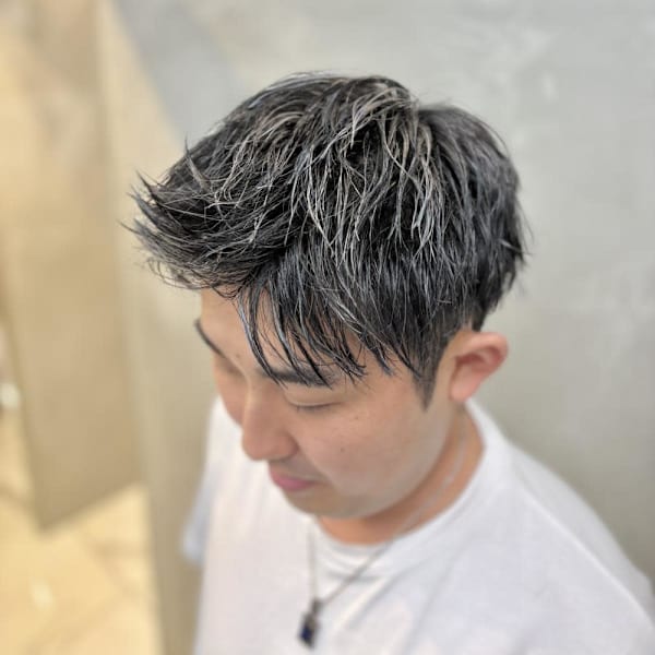 アップバングショート×シルバーメッシュ|SARM MAN 人形町〈理容室〉
