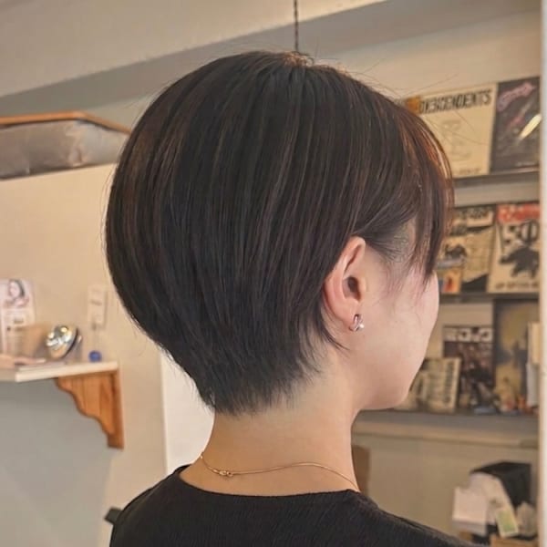 透明感アッシュブラウン×コンパクトハンサムショート|tity sapporo