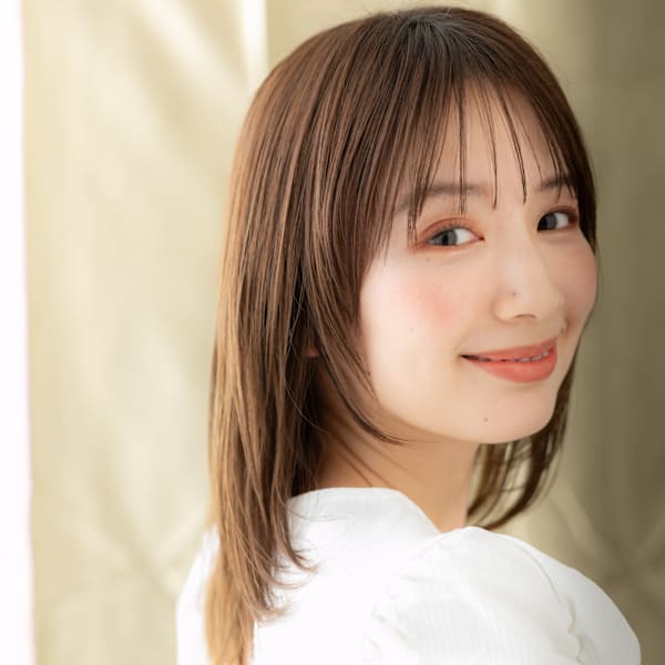 ミルクブラウン大人美人顔周りレイヤーウルフカット30代40代