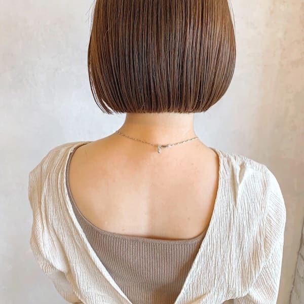 名古屋栄美容室ブリーチ有り◎ハイトーンベージュ/ぱつっとボブ