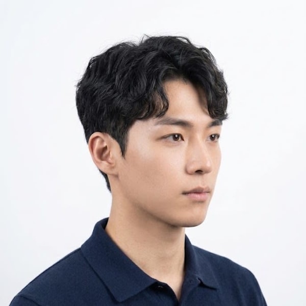 ツーブロックショートカルマヘアスリックバックジェットフェード