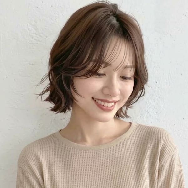 大人可愛い抜け感くびれボブシャギーショート　ショートボブ