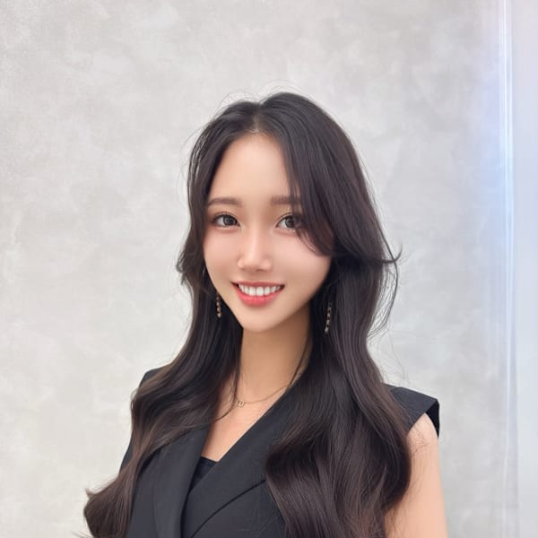 上品な艶感を引き出す、韓国風ロングレイヤー