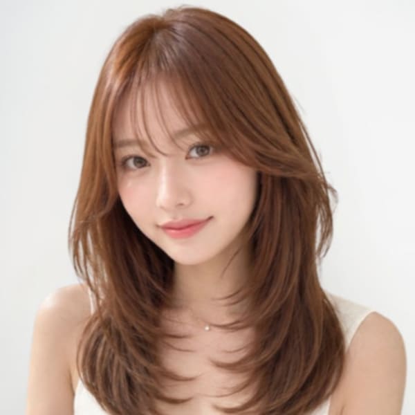 レイヤーカット 透明感カラー ベージュ 顔周りレイヤー 艶髪