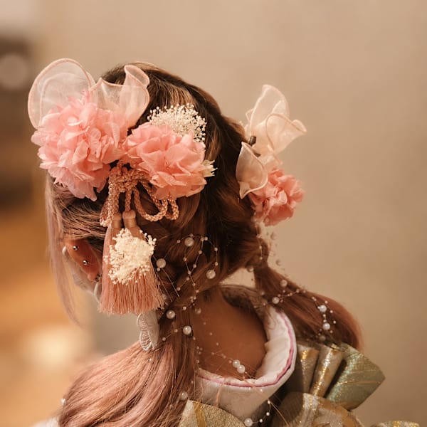 成人式 ピンク花飾り編みおろし