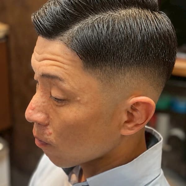 大宮メンズフェードサイドパートビジネスヘアバーバースタイル