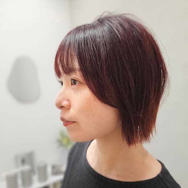 大人ボブ×顔まわりレイヤーで小顔に見せる