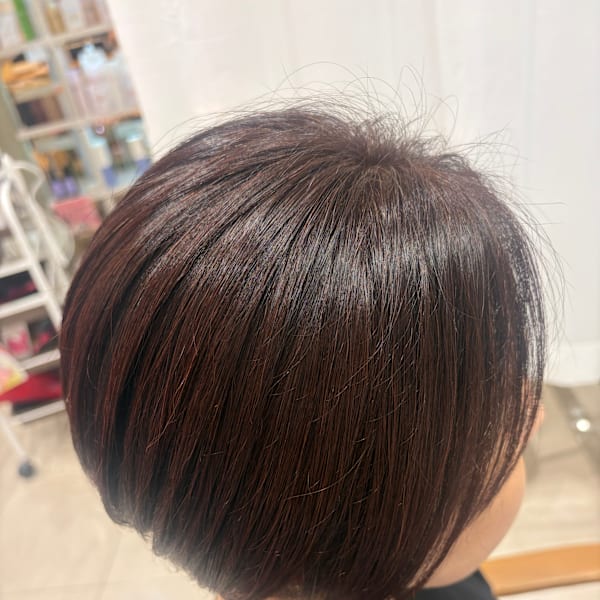 ショートボブ