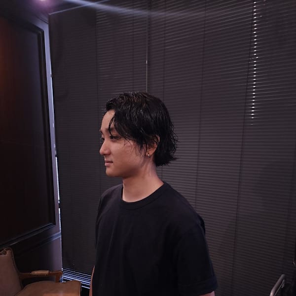 癖毛を活かしたメンズボブ