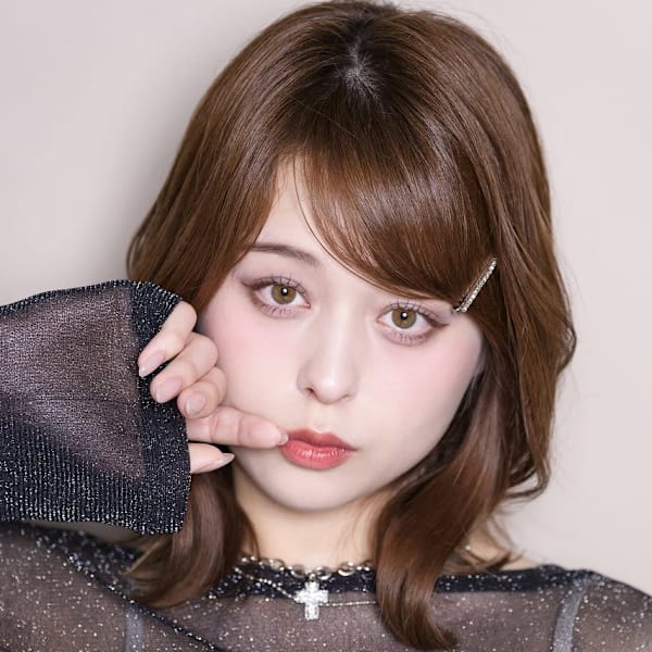 くびれヘア レイヤーボブ ボブレイヤー韓国ヘアフェザーバング