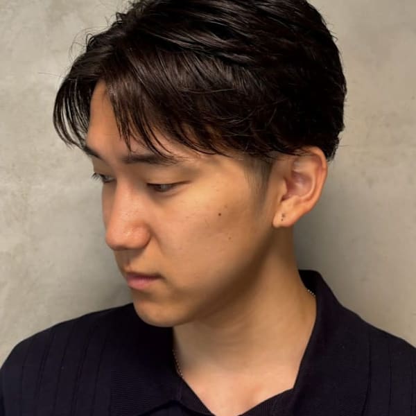 フェードカット センターパート 髪質改善 眉毛カット 20代