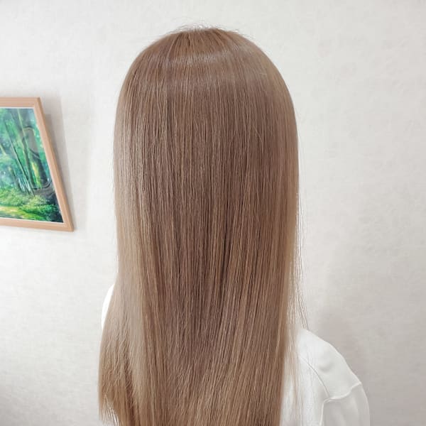 ミルクティーベージュ
