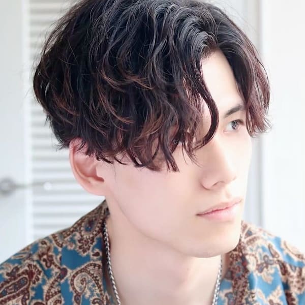 MEN’SHAIRセンターパート波巻きパーマヘア
