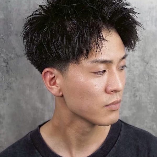 ツーブロックショート ツイスパ