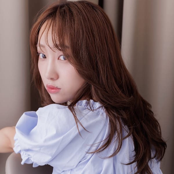 韓国巻き毛先パーマヨシンモリヘアーレイヤーロング20代30代