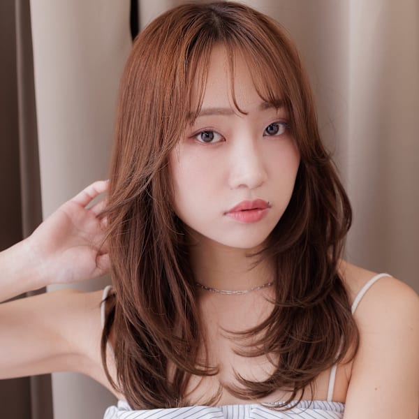 シースルーバング大人かわいいレイヤーウルフカット20代30代