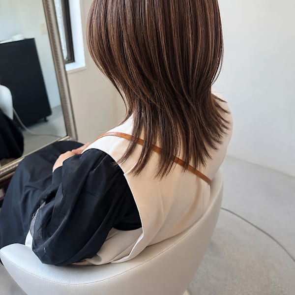 ウルフカットミルクティーベージュクラゲヘアくびれボブ/東伏見
