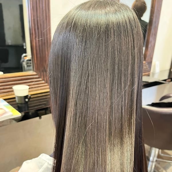 髪を救う「大人のパーソナル処方」髪質改善ストレート