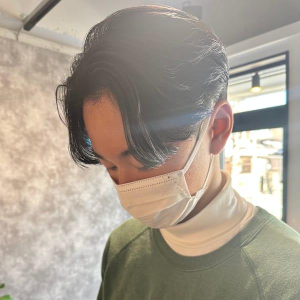 メンズセンターパート