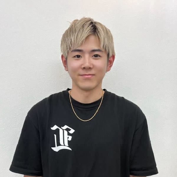 野上 涼介|ViVIE 青山表参道店 髪質改善/縮毛矯正/韓国風