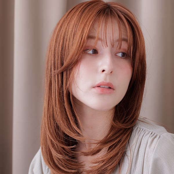 流しバングオレンジベージュハッシュレイヤーカット20代30代