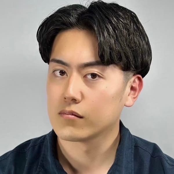 大宮メンズツーブロックセンターパート韓国風ビジネスヘア
