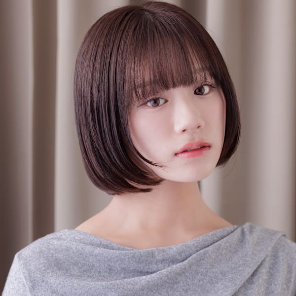 小顔シャギーカット大人ショートヘア黒髪ミニボブ20代30代