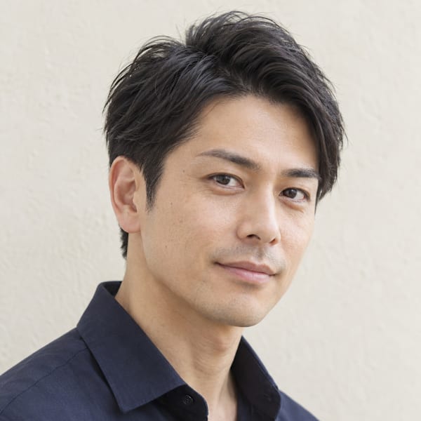 大人アップバング×ビジネスショート