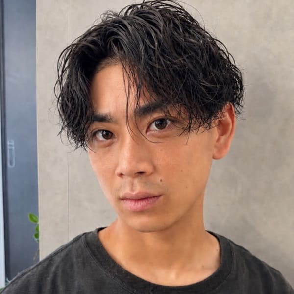 センターパート ツーブロック 束感 ビジネスヘア 福山