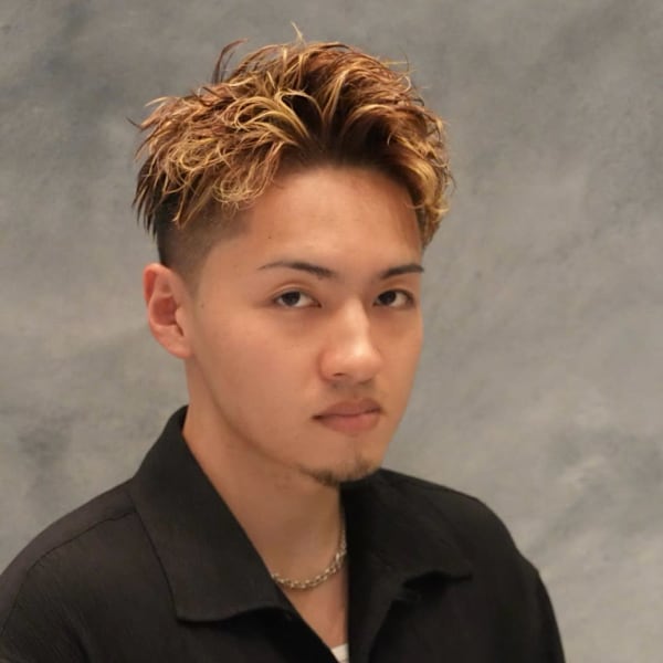 大宮ハイトーンメッシュツイストパーマフェード