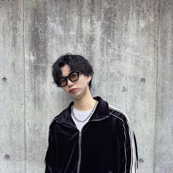 武田 一馬|仙台 美容院 siki.salon 髪質改善 完全完結型個室サロン