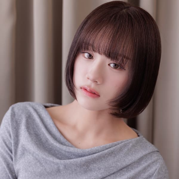 小顔シャギーカット大人ショートヘア黒髪ミニボブ20代30代