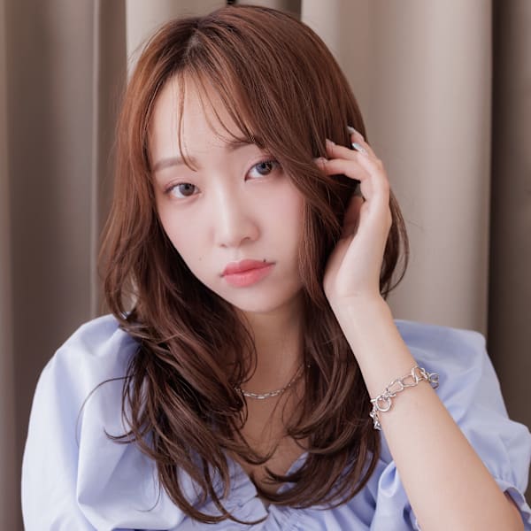 韓国巻き毛先パーマヨシンモリヘアーレイヤーロング20代30代