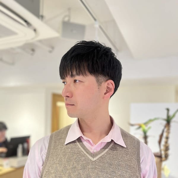 メンズマッシュツーブロックニュアンスパーマセンターパート