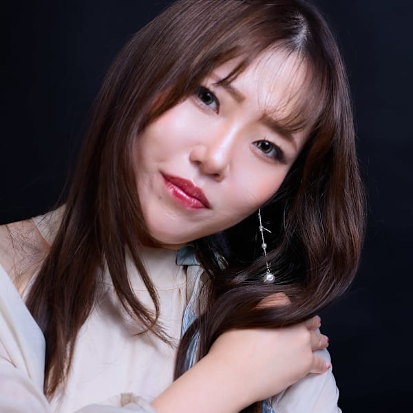 Sage Murmur 大人可愛いストレート×セージベージュ