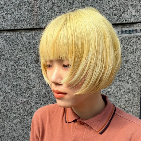 金髪ボブスタイル