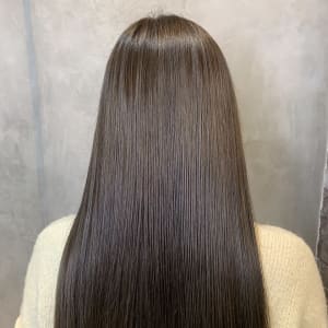 傷んだ毛先や枝毛が気になる方にお勧めの『TOKIOハイパー