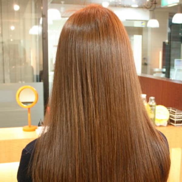 京都の美容院でクオリティーＮＯ.１のトリートメントサロン 天然ハーブで本当の髪補修を致します|hair Qril