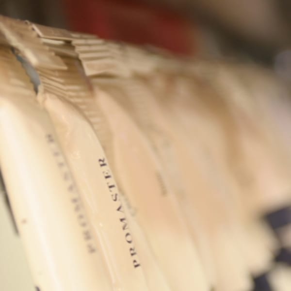  400色以上のカラー剤で豊富なバリエーションを実現！|hair Qril