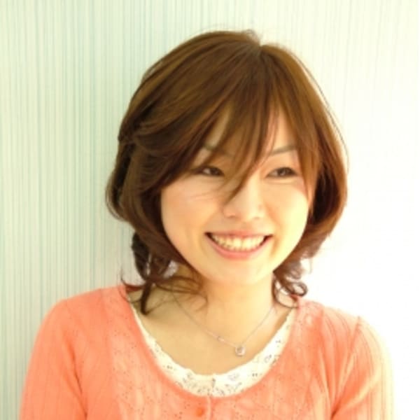 ぴしっと感のない自然なストレートに♪|live