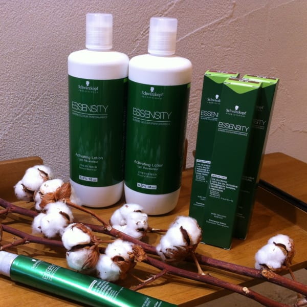 カット+オーガニックカラー+うるおい艶髪トリートメント|carre' hair