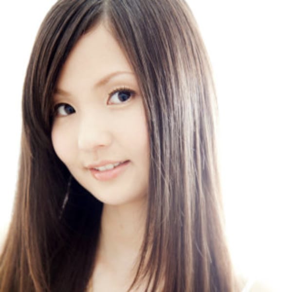 サラ艶ストレート|REVOLUCIA 博多