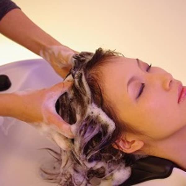 一度体験するとやみつきに!極上のマッサージで心の底から癒される極上ヘッドスパを体験して…!|P's LAV