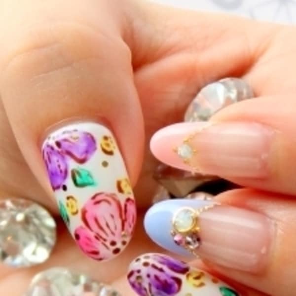 【ジェルの持ちがいいと評判のサロン★】しっかりした技術とカウンセリングで安心できる新都心の実力店|TOTAL BEAUTY STELLA