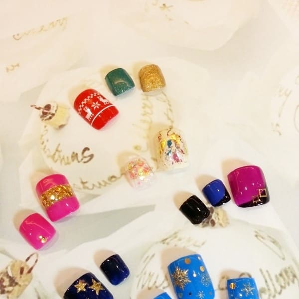 【ジェルネイルシンプル定額¥5500~】オフィスにも◎のシンプルなのに華やかなネイルはquint:に|quint:neolive ネオリーブ 自由ヶ丘