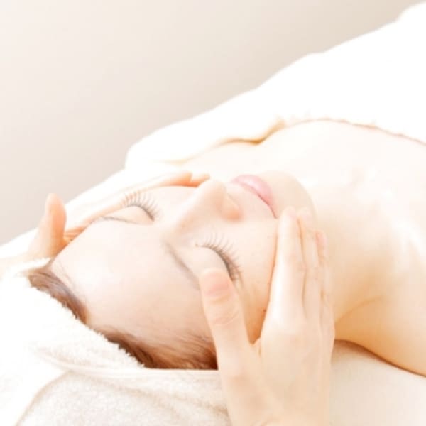 代謝をサポートする高機能ドクターズコスメ|エステティックサロン ベルネ