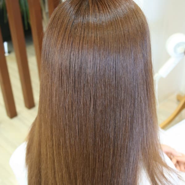 電子トリートメント使用でより美しい仕上がりに＊ツヤ感・潤いたっぷりの美髪で色持ちも良くて嬉しい☆|Hair Salon D's